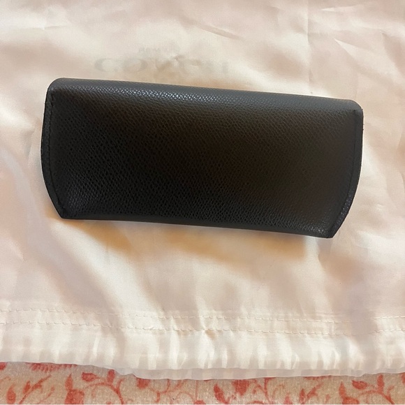 Celine Of Paris EyeGlass Case - Picture 4 of 10